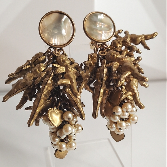 Unique French Couture Cherubs & Pearls Earrings - Picture 2 of 5